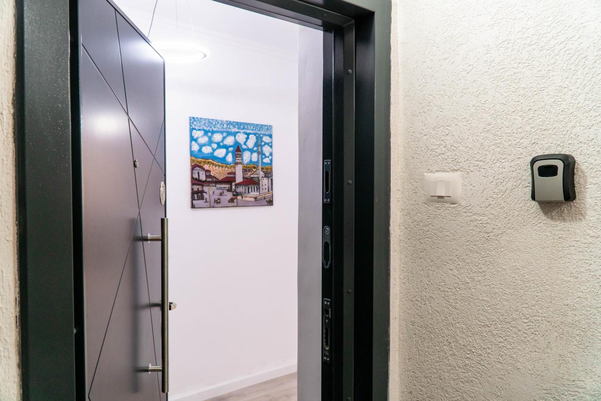 Signature Apartment 8 Tiran Dış mekan fotoğraf