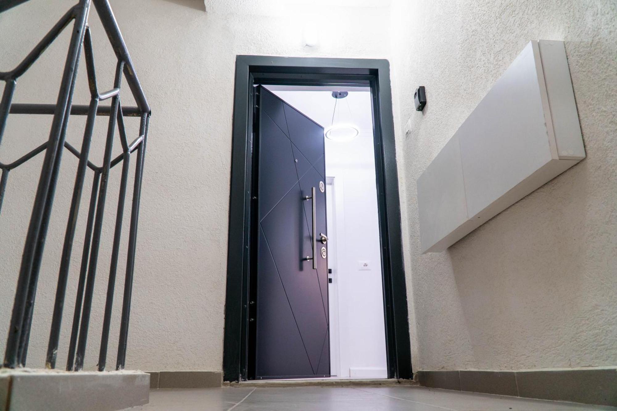 Signature Apartment 8 Tiran Dış mekan fotoğraf