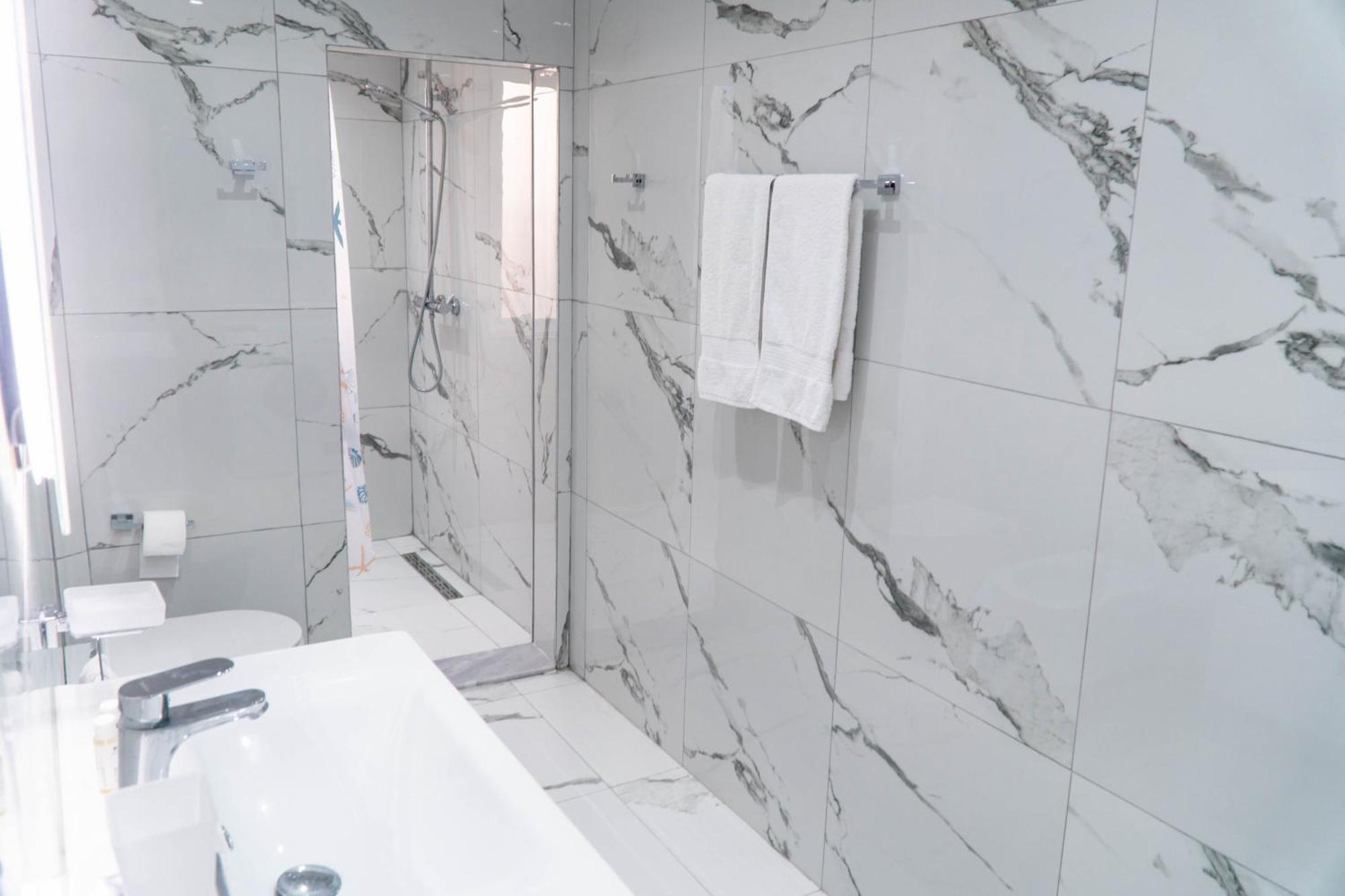 Signature Apartment 8 Tiran Dış mekan fotoğraf